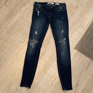 Hollister 5 R super cute like new